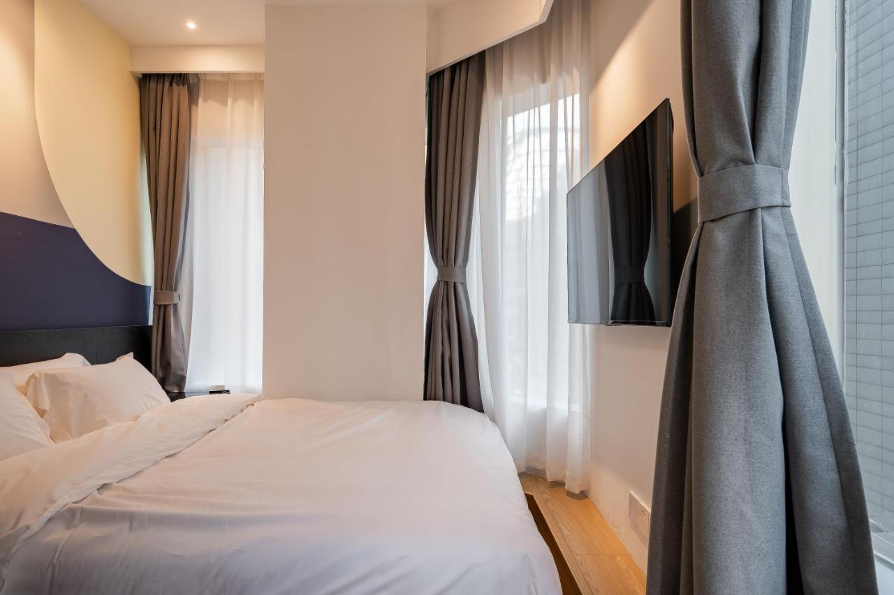Dayin International Youth Hostel - Near East Nanjing Road & People'S Square & The Bund -Large Social Area -Bar -Cafe -Gym -Free Laundry Luggage Storage -24H Front Desk -English Service Sanghaj Kültér fotó