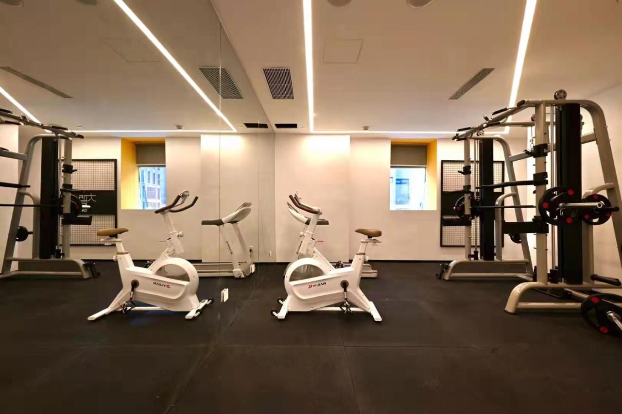 Dayin International Youth Hostel - Near East Nanjing Road & People'S Square & The Bund -Large Social Area -Bar -Cafe -Gym -Free Laundry Luggage Storage -24H Front Desk -English Service Sanghaj Kültér fotó