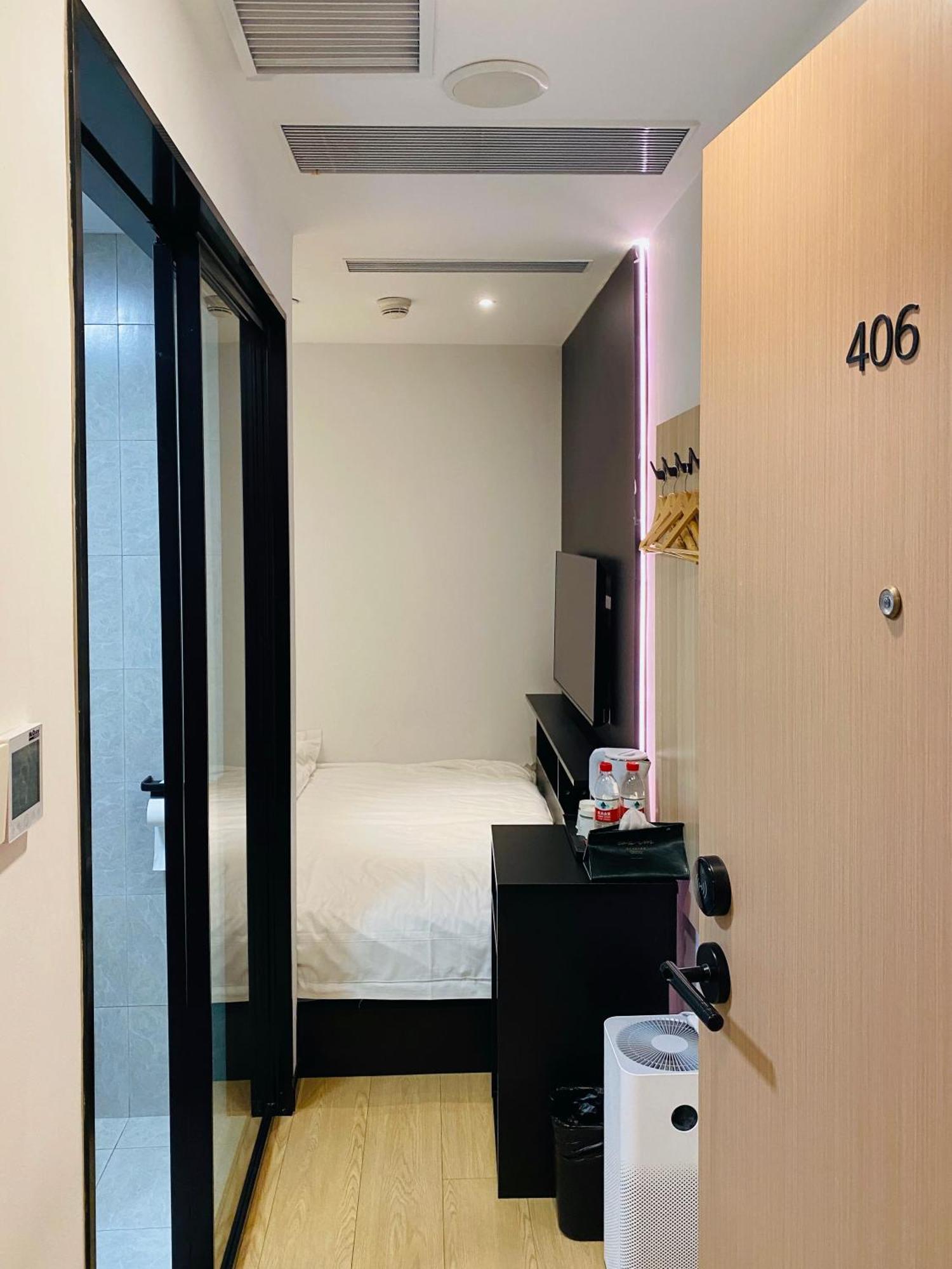 Dayin International Youth Hostel - Near East Nanjing Road & People'S Square & The Bund -Large Social Area -Bar -Cafe -Gym -Free Laundry Luggage Storage -24H Front Desk -English Service Sanghaj Kültér fotó